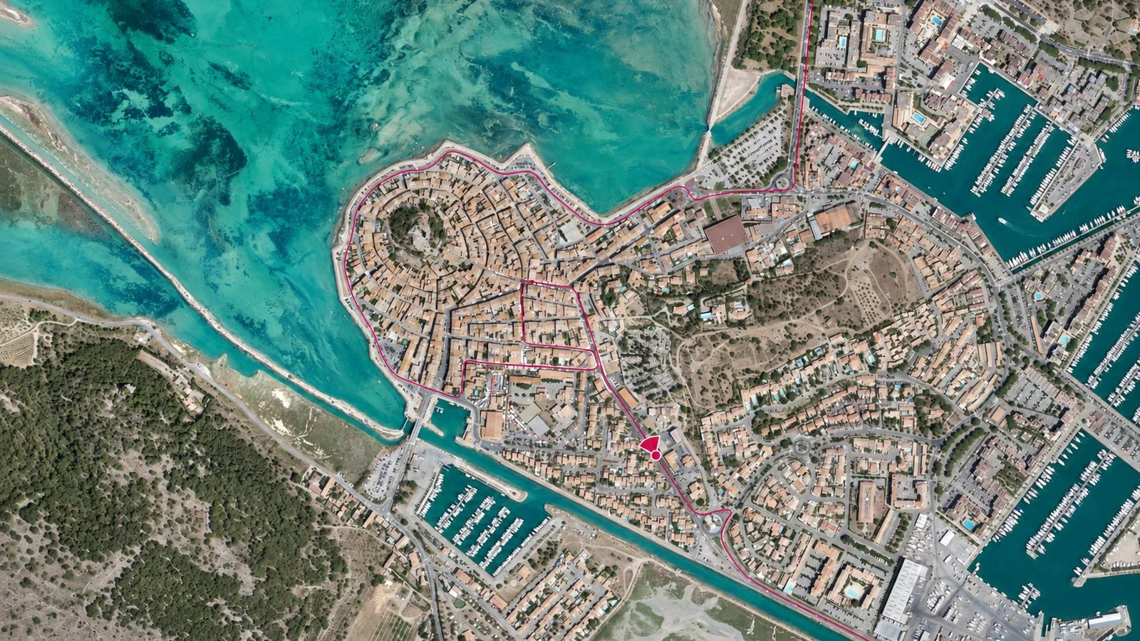 Imajnet Maps and AI - couverture du relevé du réseau de rues du centre-ville sur imagerie aérienne