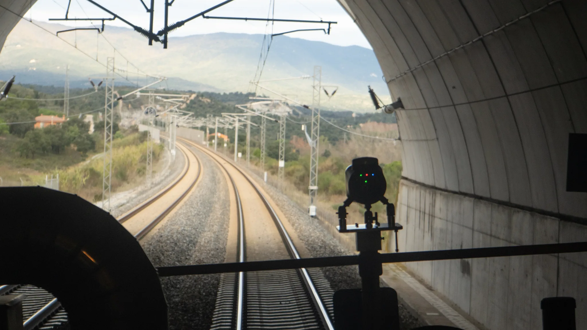imajing images geolocalisees surveillance voie ferree reseau ferroviaire